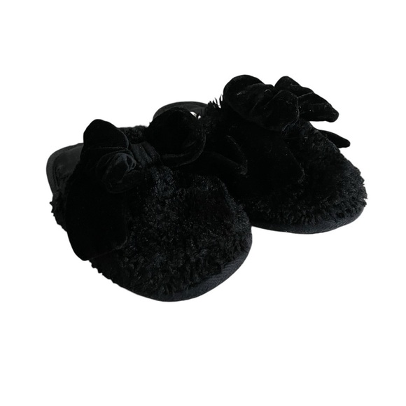 Victoria Secret Fuzzy Bow Slippers Size S - Picture 8 of 9